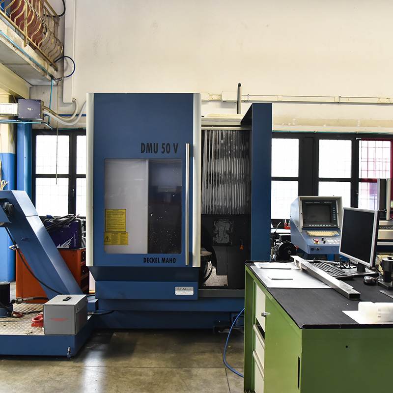 Azienda metalmeccanica a Bologna